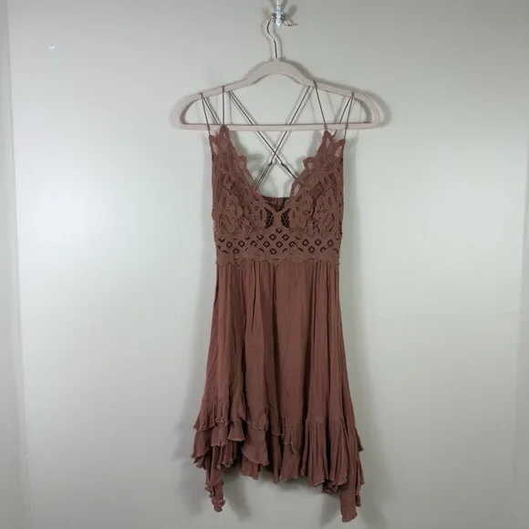 FREE PEOPLE ONE womens size M Adella strappy crochet handkerchief hem mini dress - Picture 7 of 10